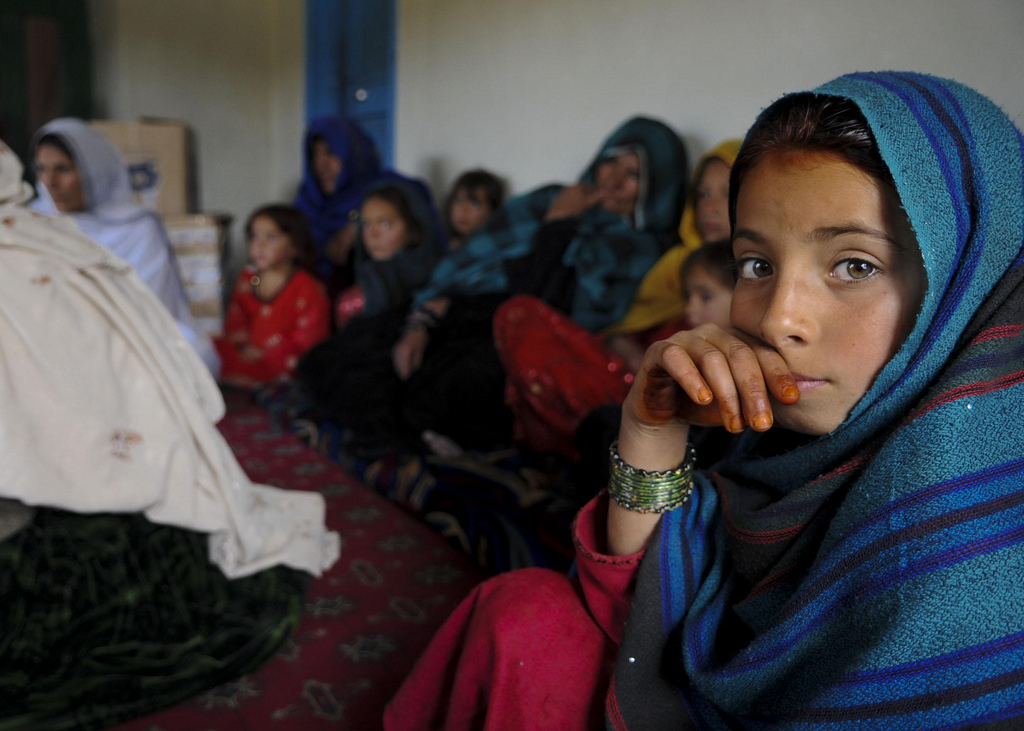 Afghan women's engagement meeting (image: Flickr/DVIDSHUB)