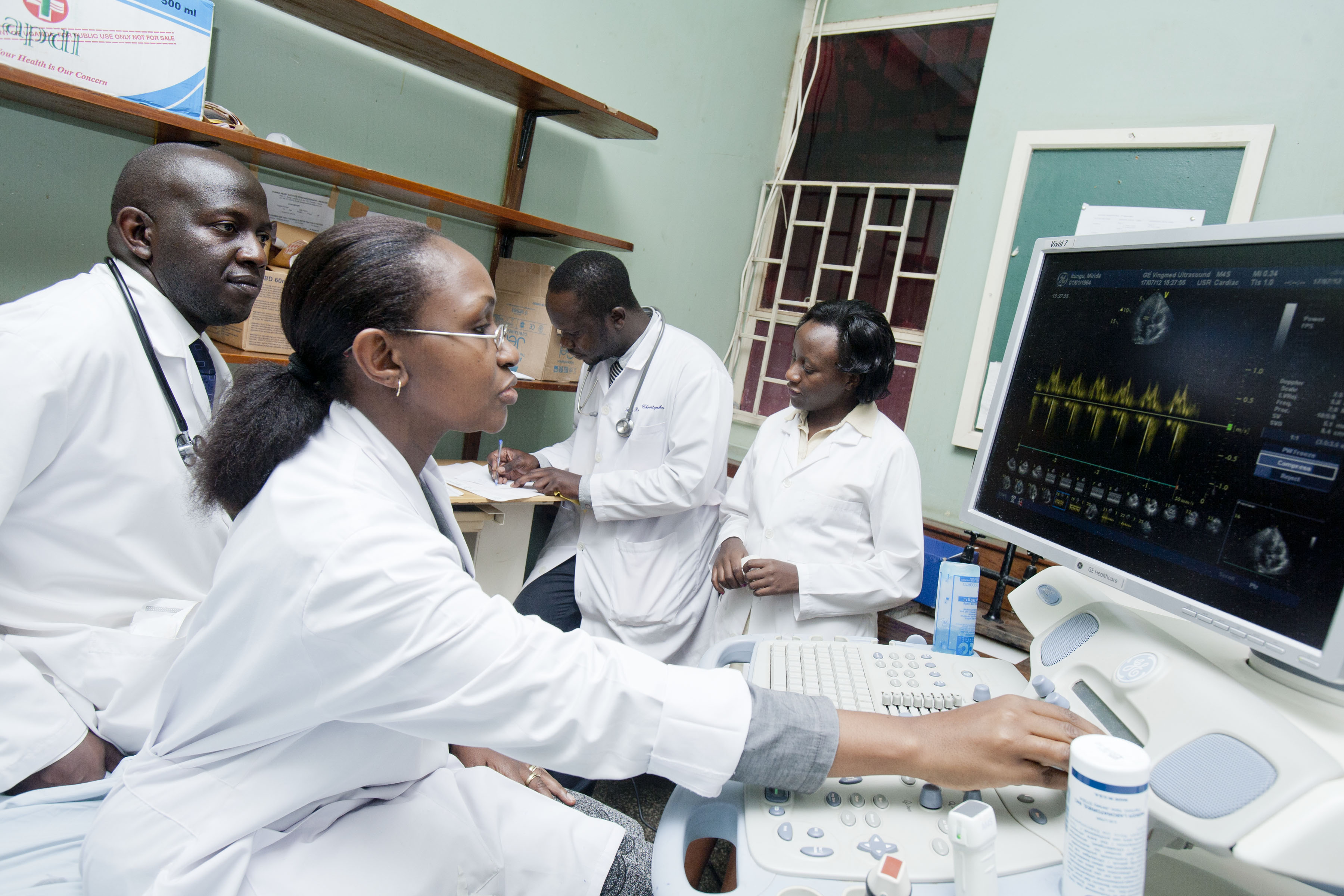 With MEPI support, Makerere University medical students learn to leverage technology to improve care and research (image: Richard Lord for Fogarty/NIH)