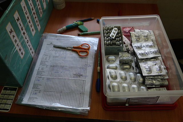 TB drugs in Lima, Peru (Flickr/Pan American Health Organization CC BY-NC 2.0)