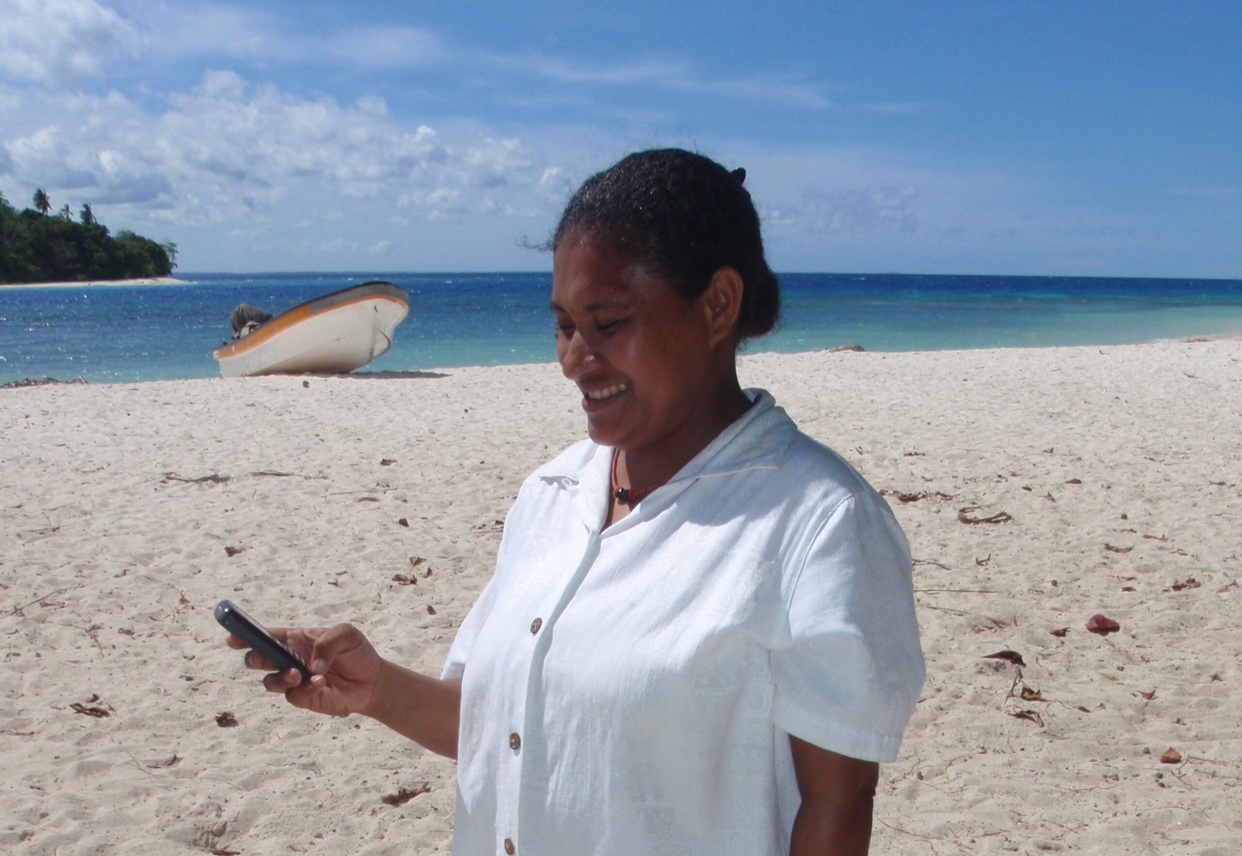 Kitava health centre nurse, Milne Bay Province, 2014 (image: Amanda Watson)