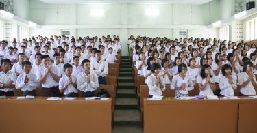Students at Yezin Agricultural University, Naypyidaw, Myanmar (AVI/Harjono Djoyovisono Harjono)