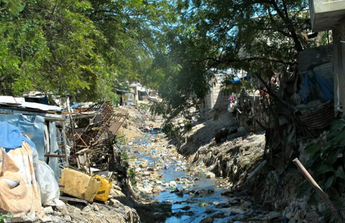 Sewage, Haiti (Letting Go of Control/Flickr CC BY-NC-ND 2.0)