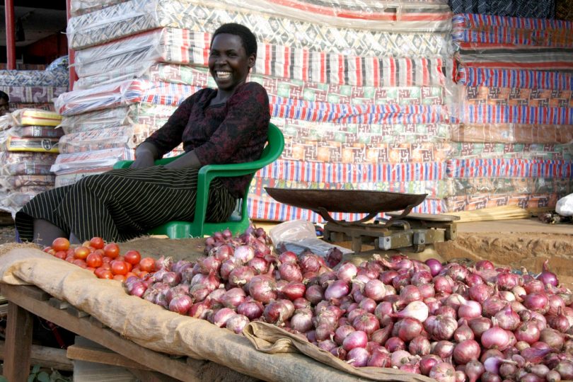 Market stall holder, northern Uganda (Flickr/Department for Intl Development/Pete Lewis CC BY 2.0)
