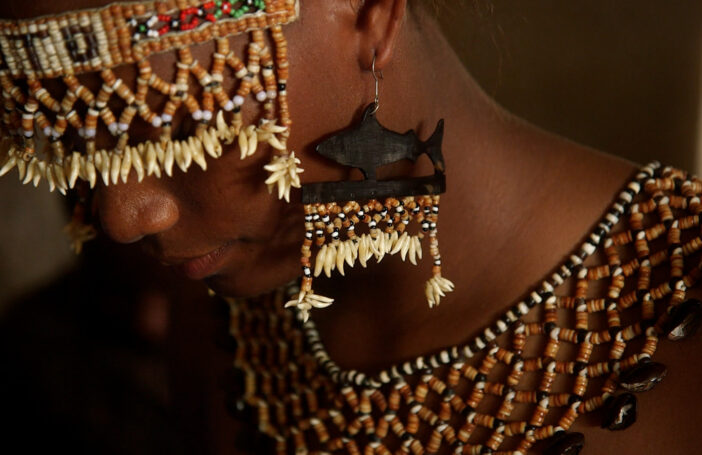 Bridal jewelry, Solomon Islands (Wade Fairley/World Fish/Flickr CC BY-NC-ND 2.0)