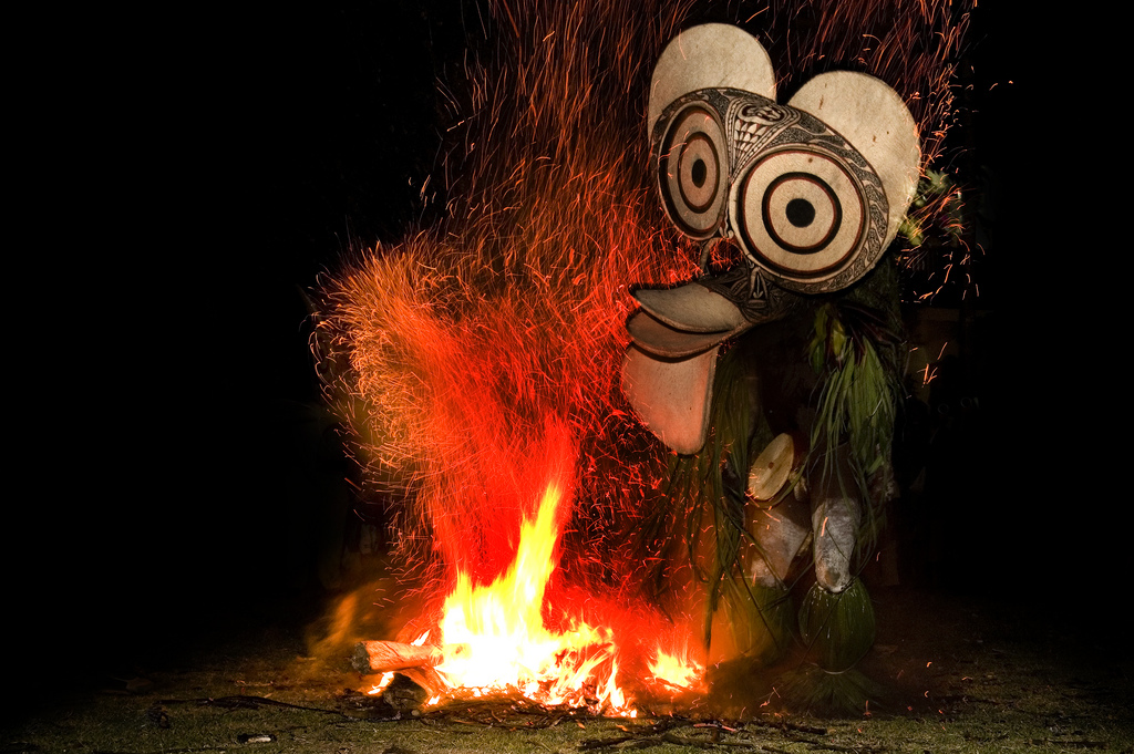 Fire dancer from the Baining tribe, PNG (Taro Taylor/Flickr/CC BY 2.0)