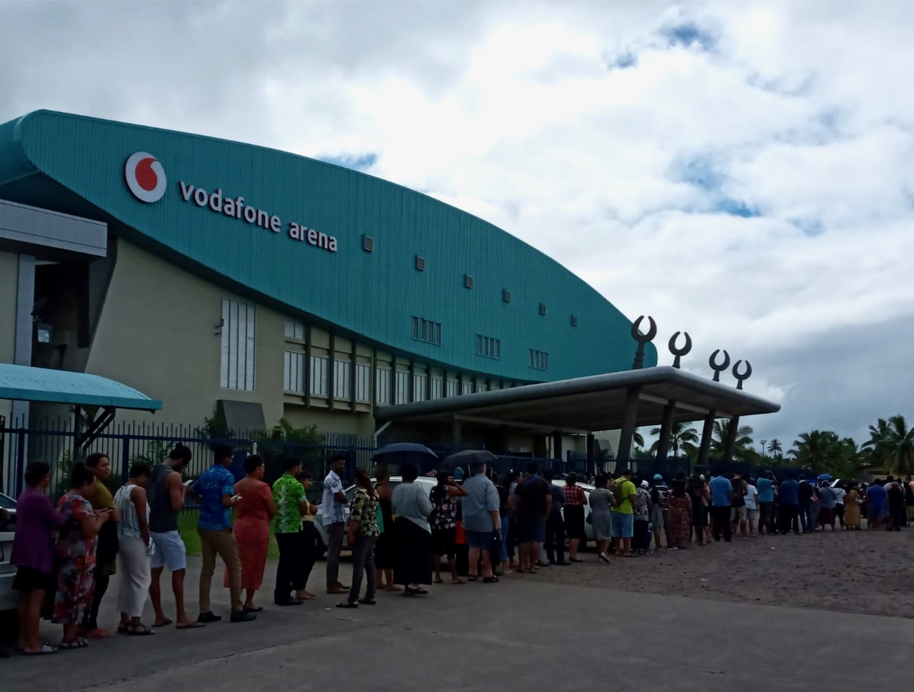 Thousands queue at Suva's biggest sports arena to get vaccinated days before announcements of second wave of community transmission