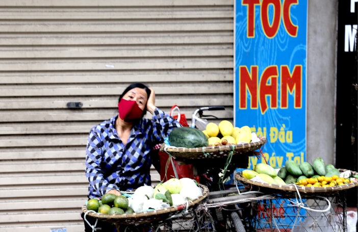 Street vendor during COVID-19 in Hanoi, Vietnam (ILO-Flickr)