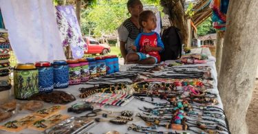 A handicrafts stall run by women from Hog Harbour, Vanuatu, selling to cruiseship tourists prior to COVID (Dirk Steenbergen)