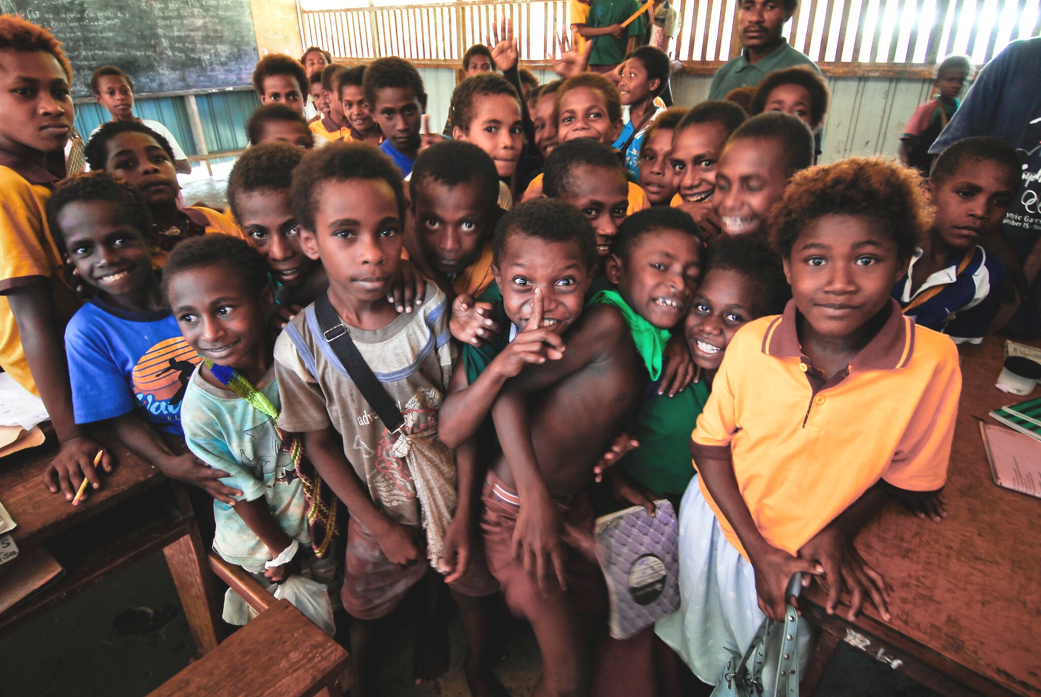 Students in Kimbe, West New Britain, PNG (ADB-Flickr)