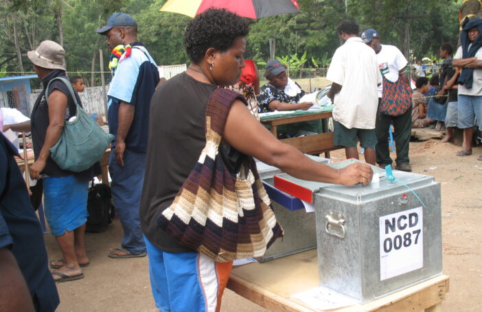 A woman voter in PNG (Lesley Clark)