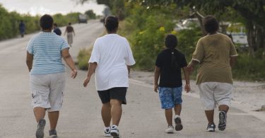 Walking for fitness in Nauru (Lorrie Graham-DFAT-Flickr)