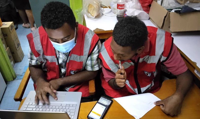 Fiji Red Cross volunteers working to assist the Fiji Ministry of Health (Fiji Red Cross Society)