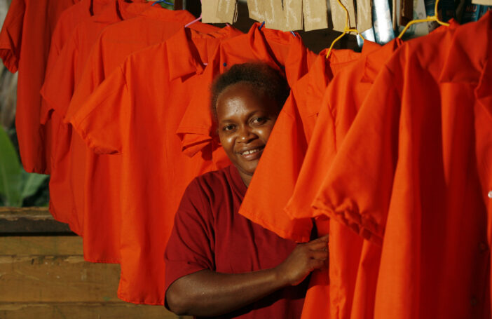 A woman in Solomon Islands in 2007 (Rob Maccoll-Department of Foreign Affairs and Trade-Flickr)