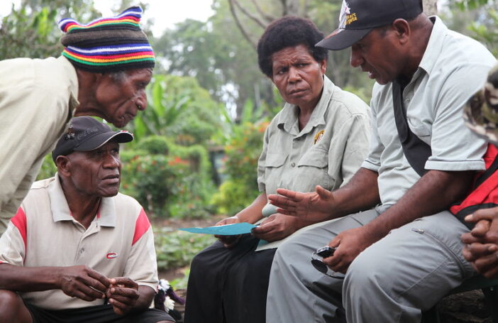 Community discussions about violence against women, White Ribbon Day, PNG, 2011