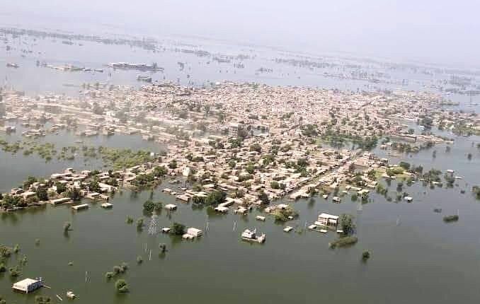 Flooding in Khairpur Nathan Shah city, Pakistan, 2022 (Ali Hyder Junejo-Flickr)