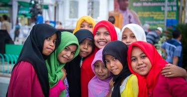 Young women in Aceh, Indonesia in 2014 (Asian Development Bank-Flickr)