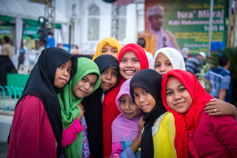 Young women in Aceh, Indonesia in 2014 (Asian Development Bank-Flickr)