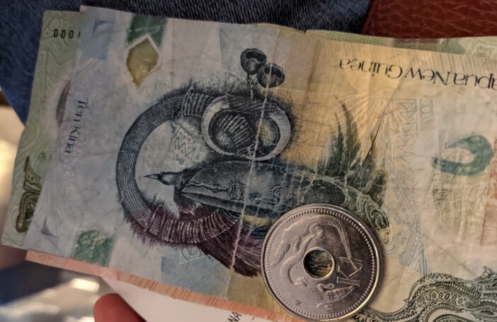 PNG currency (Alyssa Leng)