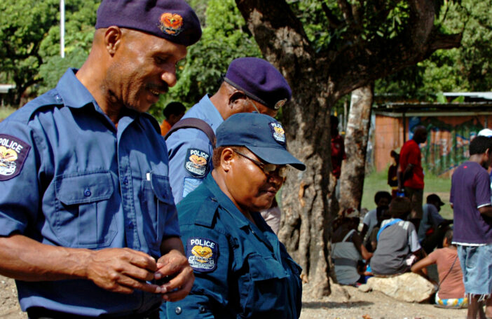 Police in Port Moresby (Commonwealth Secretariat-Flickr)