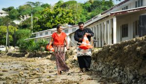 Volunteer Maureen Bolawaqatabu with Disaster Management Officer Mafi Penisoni in Tonga. © Darren James, The Australian Volunteers Program