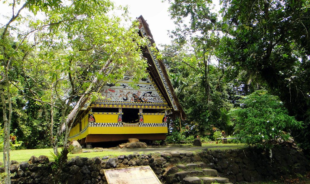 Inside Bai er a Ngesechel a Cherechar in Belau National Museum, Koror, Palau