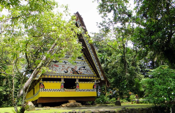 Inside Bai er a Ngesechel a Cherechar in Belau National Museum, Koror, Palau